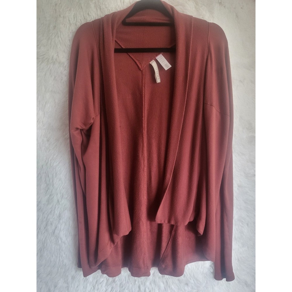 Athleta Nirvana Cardigan Women's Size Medium Maple Red Wear Two Ways Wrap Modal
